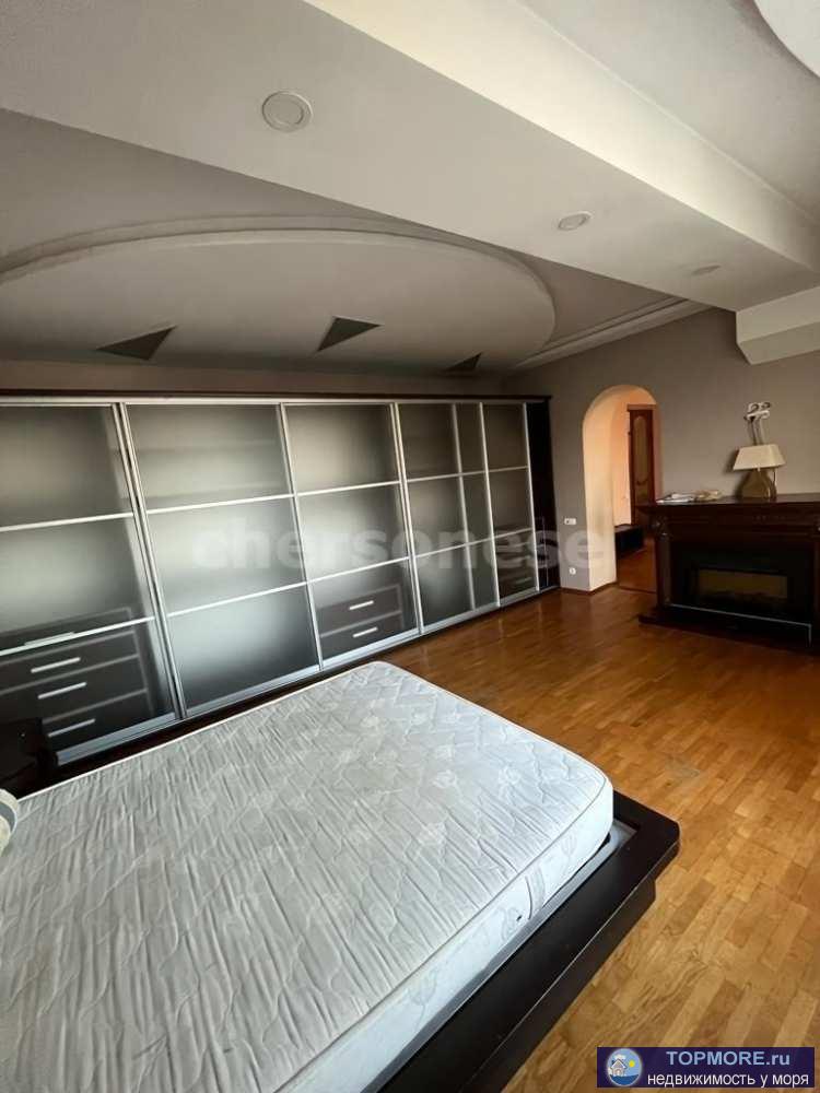 Престижная трехкомнатная квартира  с простopной кухнeй. Очень удобная планировка. Сделан капитальный ремонт с заменой... - 2