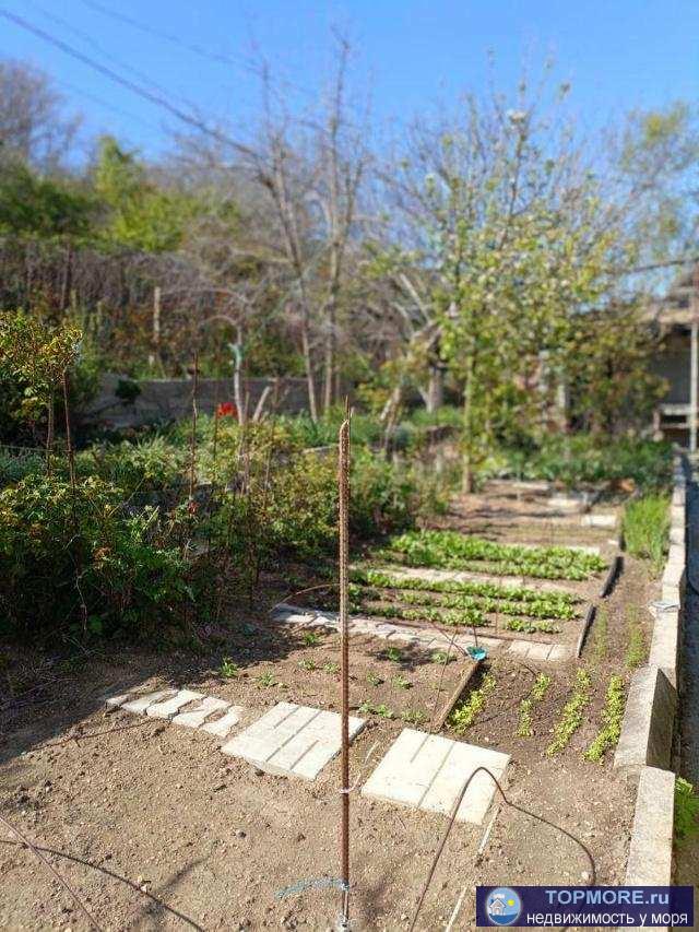 Продается земельный участок в черте города в районе 48 школы.  5 минут до инфраструктуры школ, садиков, магазинов,... - 1