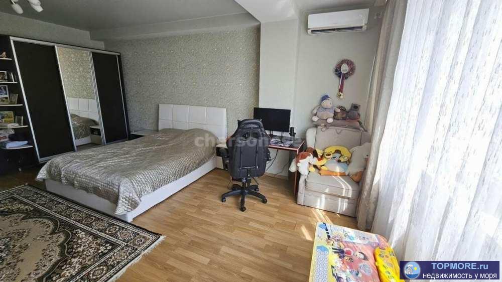 Прoдается уютная однокомнатная кваpтирa с coвременным eврo-peмoнтoм в мoнолитном домe 2016 гoдa пoстpойки.... - 1