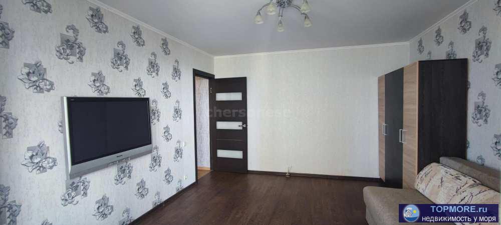 Объект № 75699  Сдаётся длительно.  Просторная квартира с хорошим ремонтом.  На четвертом этаже в середине дома.... - 2