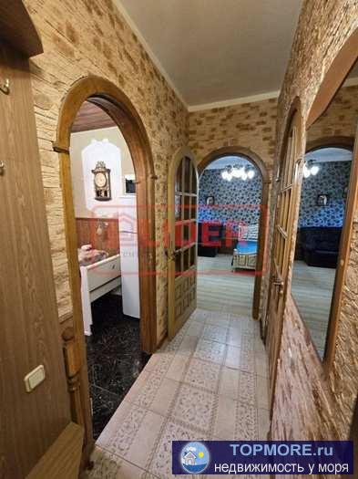 Сдается на длительный период просторная 1 комнатная квартира в Гагаринском р-не г. Севастополя (МКР Летчики)....