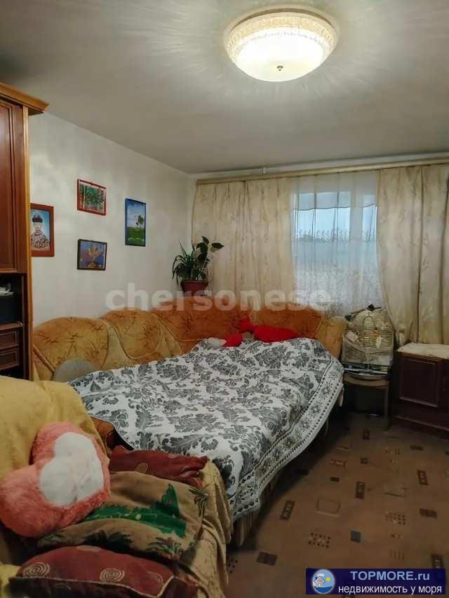 Продается уютная двухкомнатная квартира!  Общая площадь – 42 м², квартира переделана в двухкомнатную из... - 1