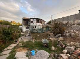 Предлагается к продаже двухэтажный дом площадью 188,4 кв. м.. В...