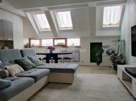 Просторная трехкомнатная, двухуровневая  квартира площадью 89.4 м²...