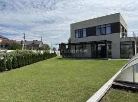 В продаже великолепный двухэтажный дом для большой семьи!...