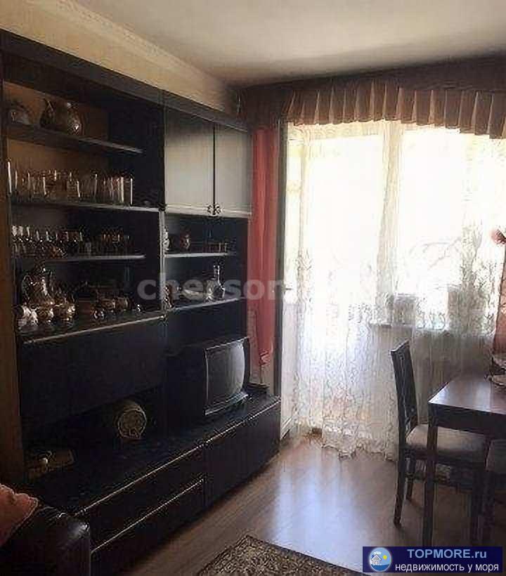 В продаже отличная трёхкомнатная квартира в центре Севастополя, на ул.Гоголя.   Комнаты раздельные. Просторная... - 2