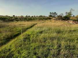 Об участке
Продаётся ровный земельный участок площадью 5,1 сотки  ....