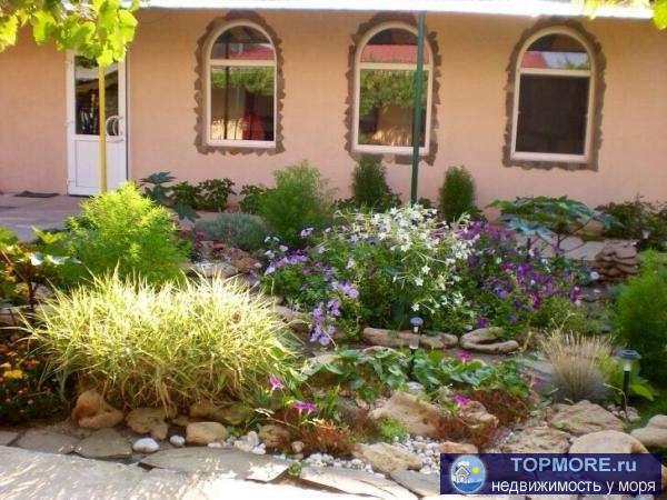 Отдых в Крыму в тихом спокойном месте вдали от городской суеты. 45км от Севастополя в сторону Евпатории. Уютная... - 1