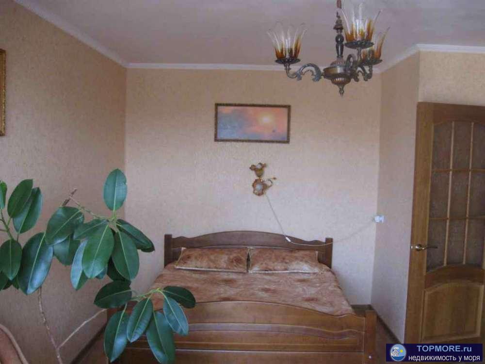 Сдается посуточно уютная квартира в Стрелецкой бухте, с хорошим ремонтом, с балкона вид на море и парковую зону.Рядом... - 1