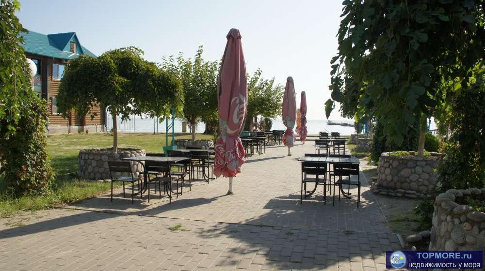 Продаю действующую гостиницу на берегу Азовского моря на 20 номеров. Сруб с оцилиндрованного бревна. Море в 10 мерах.... - 2