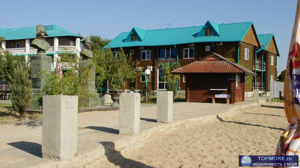 Продаю действующую гостиницу на берегу Азовского моря на 20 номеров. Сруб с оцилиндрованного бревна. Море в 10 мерах.... - 8