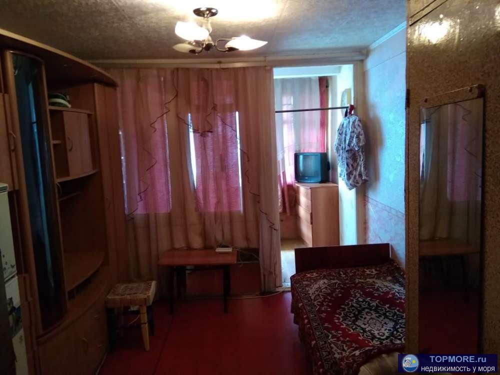 Продаётся малосемейка приватезированная, 18 кв.м, с хорошим видом из окна. Дом находится в микрорайоне с развитой... - 1