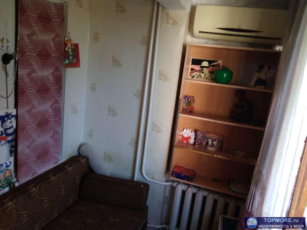 Продаётся малосемейка приватезированная, 18 кв.м, с хорошим видом из окна. Дом находится в микрорайоне с развитой... - 2