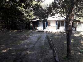 Продаётся земельный участок. Площадь земли 10 сот. Сад и огород в...