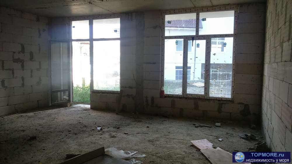 Продаётся 3 комнатный таунхаус. Общая площадь 101 кв.м площадь земли 4 сот. Совмещенный санузел. 2 этажный  новый дом... - 2