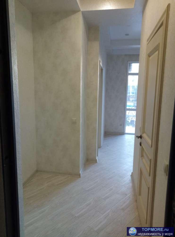 Продаётся студия (возможен торг).  До моря 3 минуты хотьбы. Общая площадь 31 кв.м. Квартира расположена на 1 этаже 4... - 1