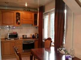 Продаю 2-х комнатную квартиру площ. 47 кв. м на 2 / 5....