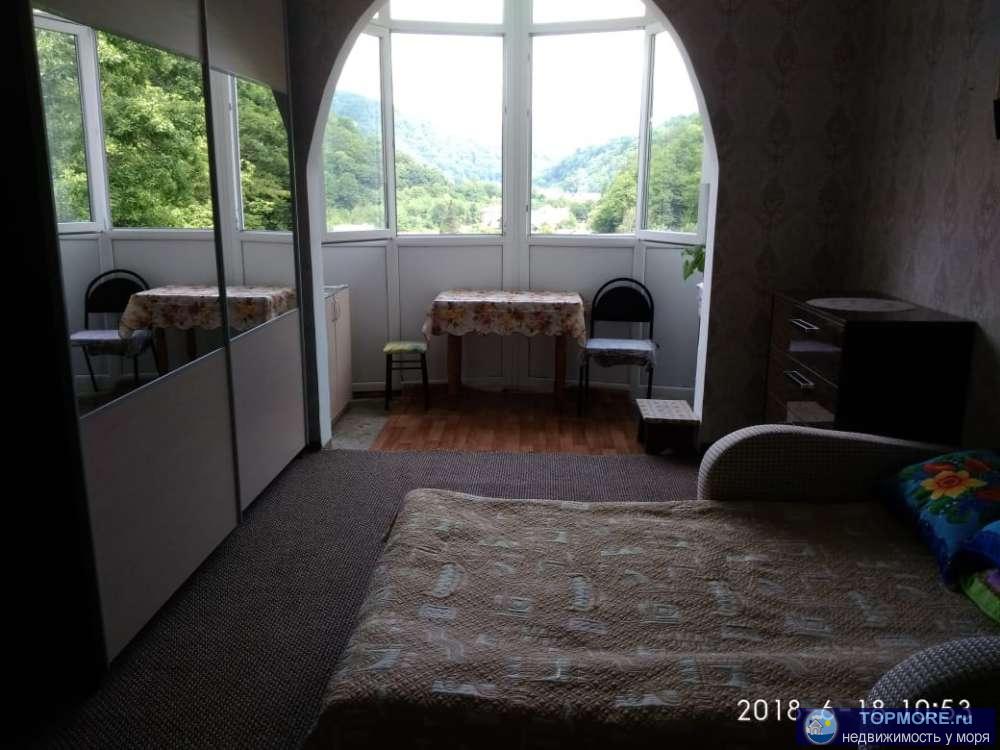 Продаётся студия. Общая площадь 25 кв.м. Совмещенный санузел. Квартира расположена на 8 этаже 9 этажного  монолитного...