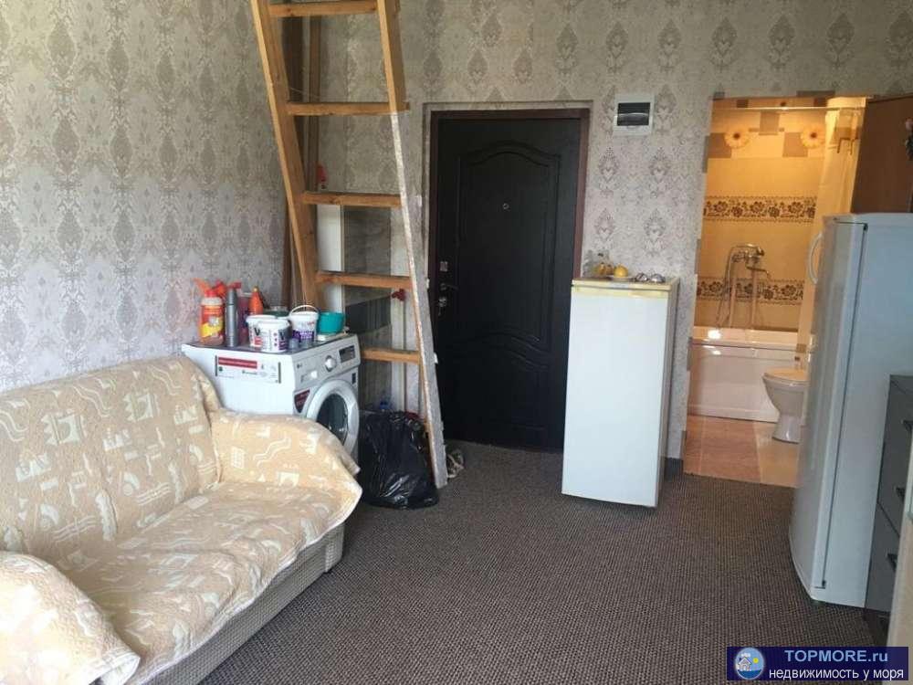 Продаётся студия. Общая площадь 25 кв.м. Совмещенный санузел. Квартира расположена на 8 этаже 9 этажного  монолитного... - 2