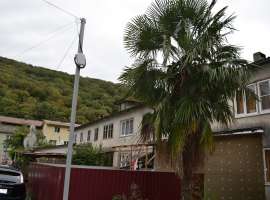 Продаётся 3 комнатная квартира в поселке Мирный г. Сочи. Общая...