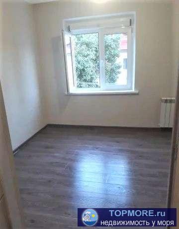 Предлагается к продаже 2-х комнатная угловая квартира. Квартира светлая, уютная. В шаговой доступности вся... - 2