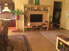 Аренда трехкомнатной квартиры в центральном Сочи, улица...