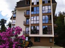 Предлагаю на продажу уютную угловую светлую квартиру с тремя...