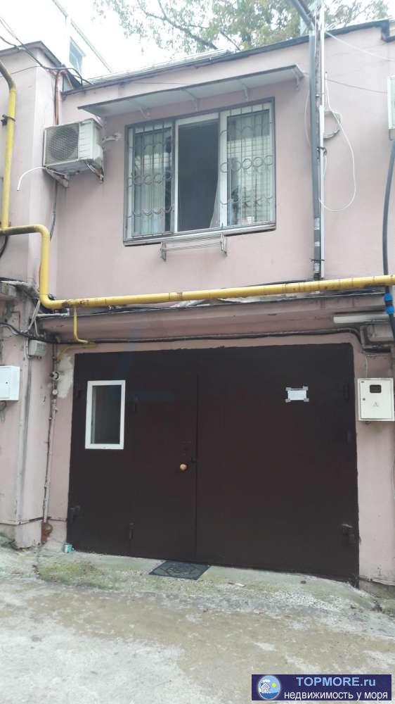 Продается 2 этажный коттедж 36м2 в центре Лазаревского, Благоустроенный с хорошим ремонтом, все коммуникации в...