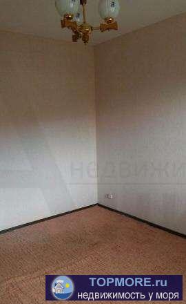 Продается 3-х комнатнуя квартира с ремонтом в центре Лазаревской. Квартира уютная, в каждой комнате свои застекленные... - 1