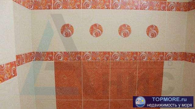 Продается 1к. кв. ЖК Московский, планировка 'Бабочка' на 2 стороны.С ремонтом и встроенной мебелью. Большой коридор... - 4