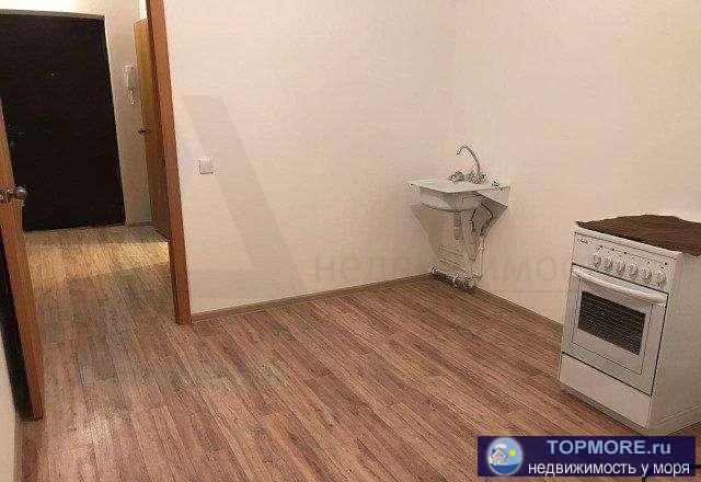 Сдаётся квартира на длительный срок в новом доме,37 кв.м.,ул.Артюшкова,есть мебель , застеклённая лоджия. В шаговой... - 2