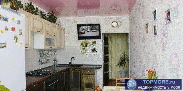 Предлагается к продаже двухкомнатная квартира в новостройке 65кв. м 10/11 по улице Колобова. 11-й этаж технический.... - 1