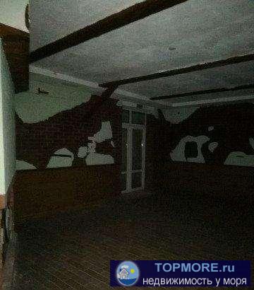 Продается помещения свободной планировки 250 км.кв.на  Героев Сталинграда. Супер трафик!!! Свет, вода, канализация,... - 2