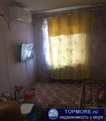 Двухкомнатная квартира в районе москольца. Установлена сейф-дверь. Комнаты смежные. Кондиционер. Кухня 7 кв.м. газ.... - 1