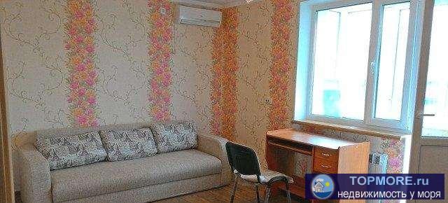 Продлагается к продаже 1-комнатная квартира улучшенной планировки (чешка).  В квартире - большая комната 19 кв.м,... - 1