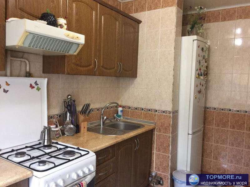 Продается просторная квартира., панельного кооперативного дома,Три изолированные комнаты-17,1/12,6 /7,7 кухня-9,7... - 1