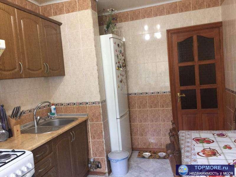 Продается просторная квартира., панельного кооперативного дома,Три изолированные комнаты-17,1/12,6 /7,7 кухня-9,7... - 2