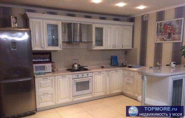 Сдается таунхаус 3 этажа, в идеальном состоянии. Место для автомобиля. Развитая инфраструктура (магазины, кафе,... - 2