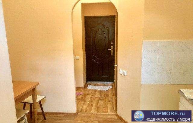 Продаётся однокомнатная  квартира на 1-м этаже 2-х этажного дома.Квартира в хорошем состоянии.Сталинка,высота... - 1