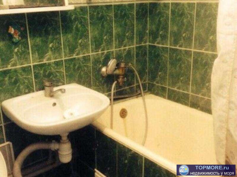 Продается двухкомнатная квартира рядом с морем!!! в п.Орловка, развитая инфраструктура , рядом школа, садик,... - 1