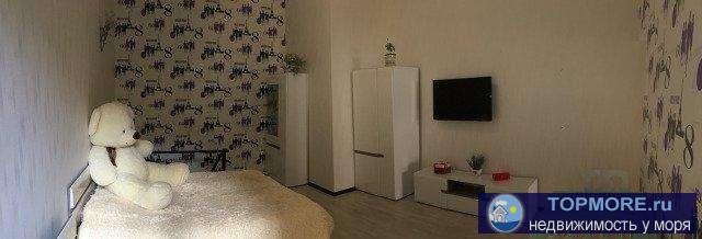 Сдается уютная двухкомнатная квартира в идеальном состоянии с евроремонтом, мебелью и бытовой техникой в центре...