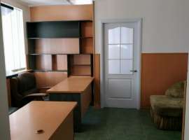 Сдается в аренду офисное помещение в центре города по ул. Ленина....