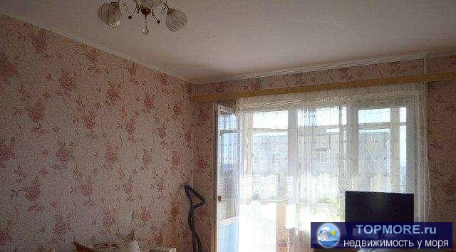 Идеальный вариант для молодой семьи. Большая светлая уютная комната, из окна  шикарный вид на город. Окна... - 1