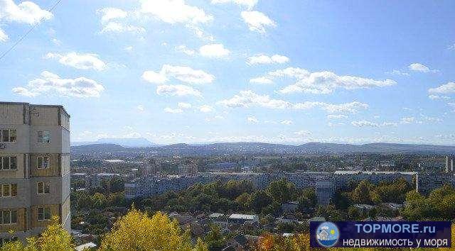 Идеальный вариант для молодой семьи. Большая светлая уютная комната, из окна  шикарный вид на город. Окна... - 3