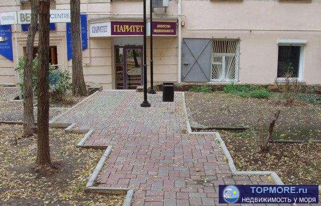 Сдается помещение в центре Севастополя! В помещении сделан отличный ремонт , имеется офисная мебель , установлены...