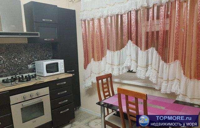 Сдается двухкомнатная квартира в идеальном состоянии. Развитая инфраструктура (магазины, школа, детский сад, рынок)....