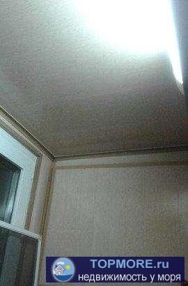 В продаже отличная однокомнатная квартира на 2 этаже, окна выходят на сторону дороги, но, балкон застеклен и шума не... - 3