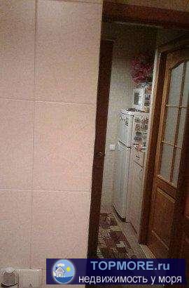 В продаже отличная однокомнатная квартира на 2 этаже, окна выходят на сторону дороги, но, балкон застеклен и шума не... - 4