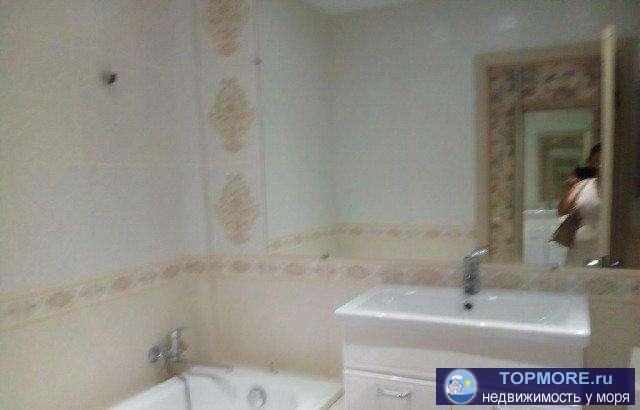 Предлагается к продаже квартира с хорошим ремонтом в новом доме на проспекте Генерала Острякова.  Большая кухня, один... - 4