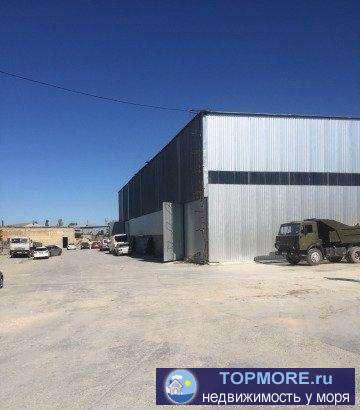 Сдаю помещение 900 кв м. по цене 167р за кв.м. Высота до баллок 7 метров.  Звоните оперативный показ.